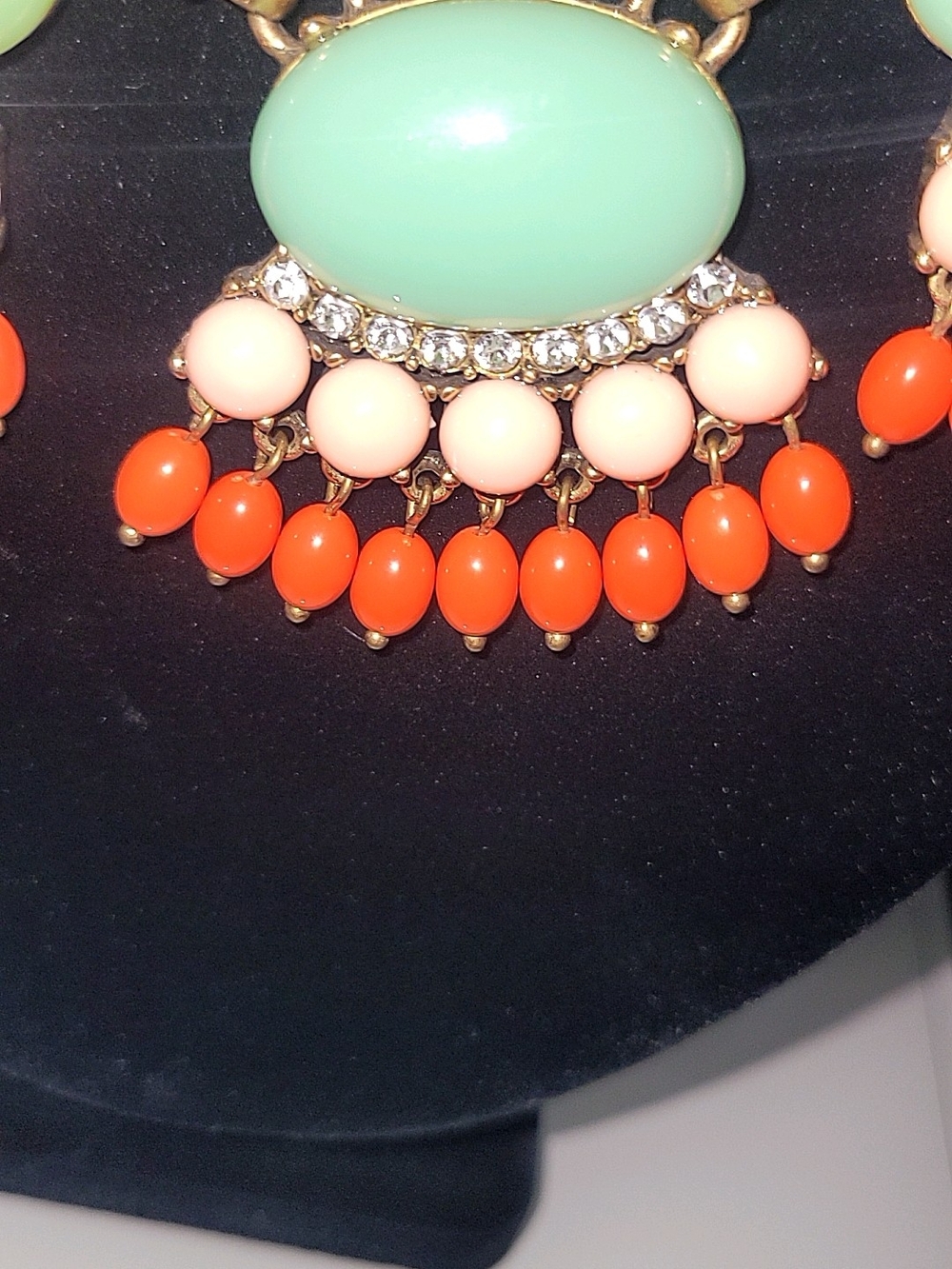 J.Crew Mint Green Coral Statement Bib Necklace 16" + 3" Extender - Picture 8 of 11